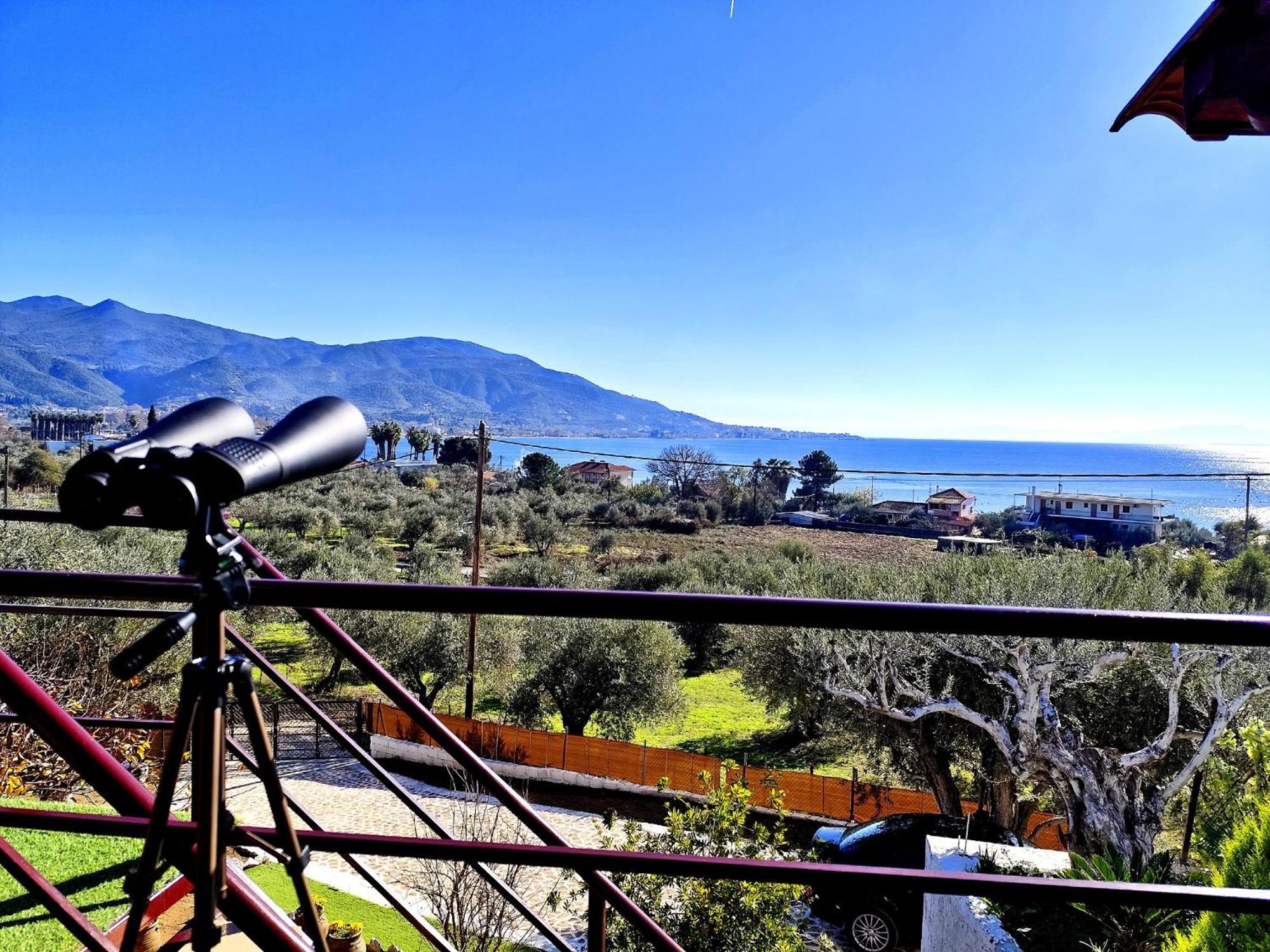 Cozy House With Amazing View! Leilighet Loutrá Edipsoú Eksteriør bilde